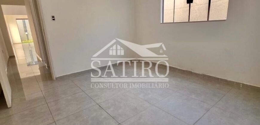 Casa arejada em local tranquilo próximo a escola, mercado, farmácia