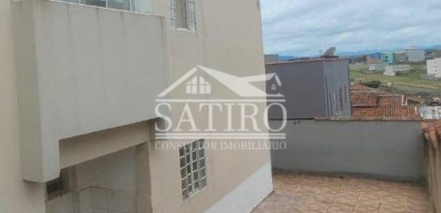 Apartamento térreo a venda com quintal espaçoso