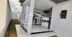 Imóvel com fachada moderna, arejada trazendo muito conforto e tranquilidade!