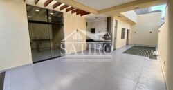 Casa com requinte e muita elegância, trazendo sofisticação e modernidade!